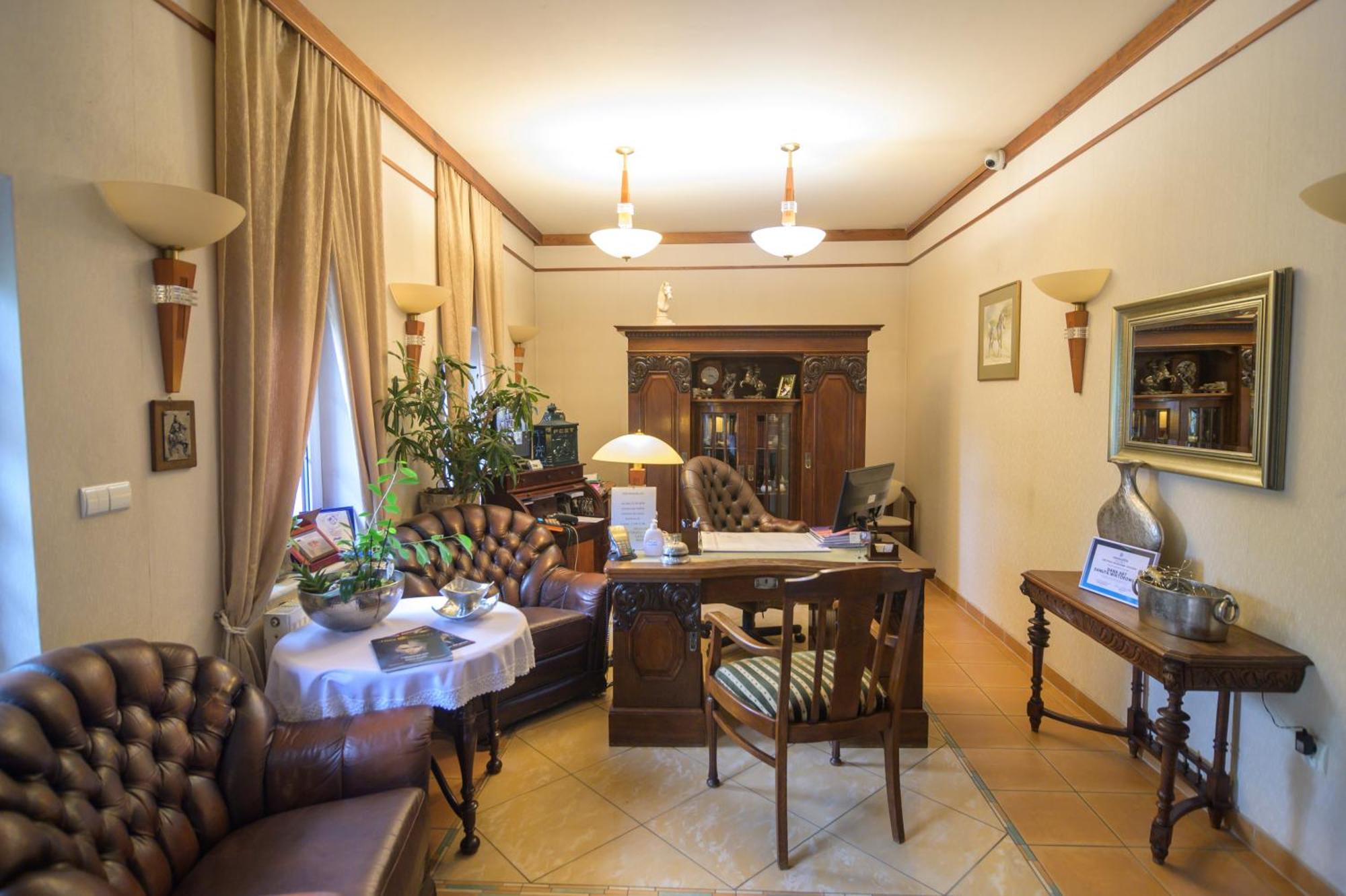 Centrum Ulan Spa Битов Экстерьер фото