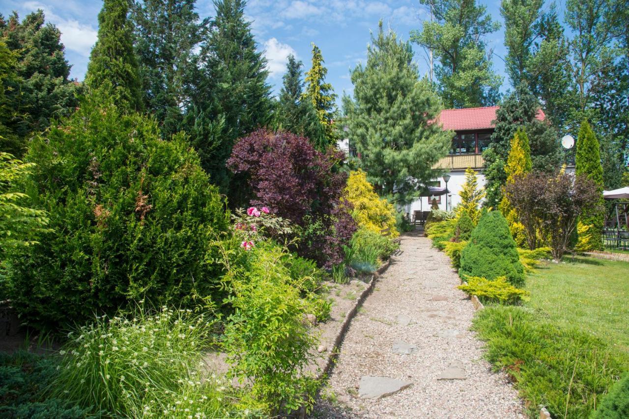 Centrum Ulan Spa Битов Экстерьер фото