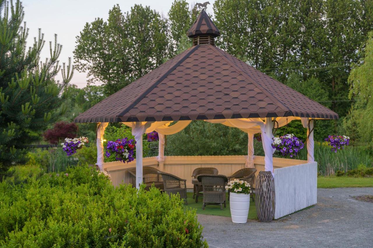 Centrum Ulan Spa Битов Экстерьер фото
