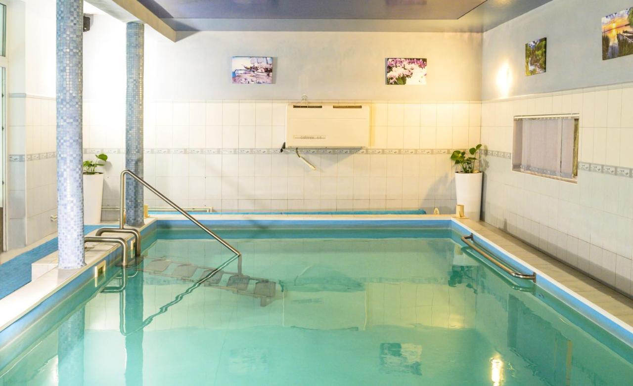 Centrum Ulan Spa Битов Экстерьер фото