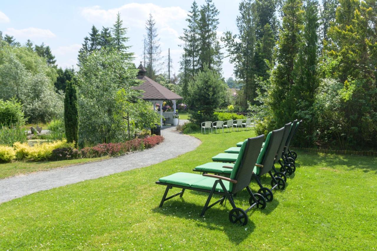 Centrum Ulan Spa Битов Экстерьер фото
